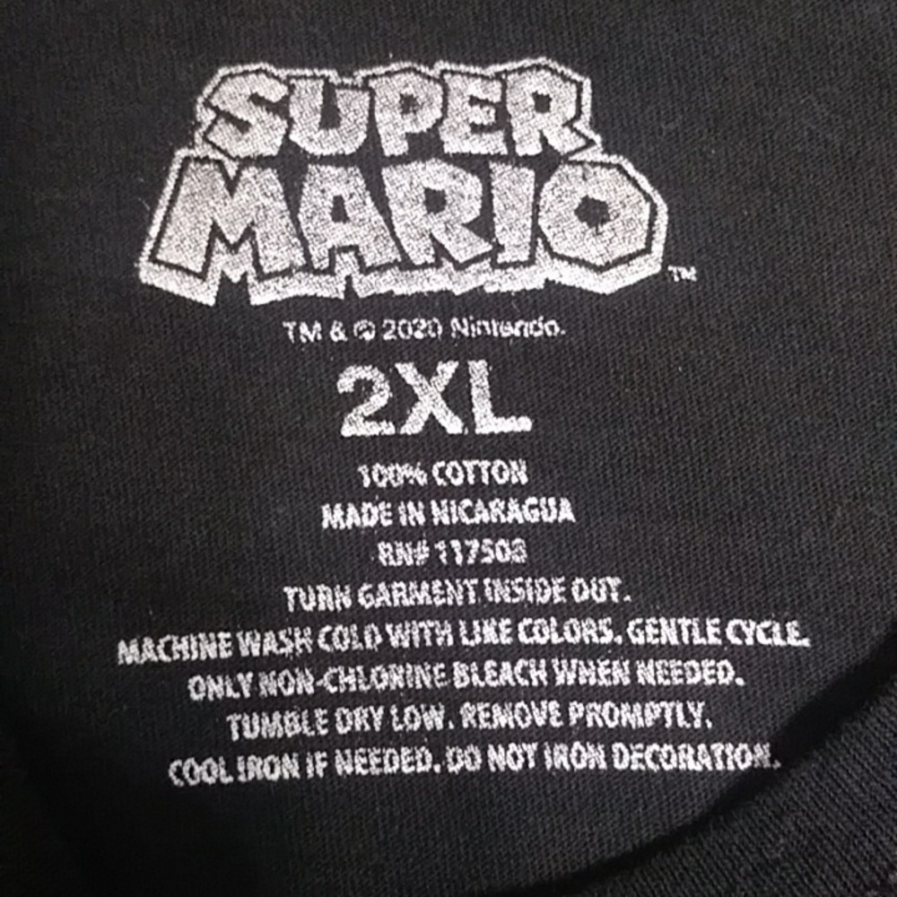 Super Mario Know Your Mushrooms Black & Yellow Men's Graphic T-Shirt *EUC* - Picture 8 of 8